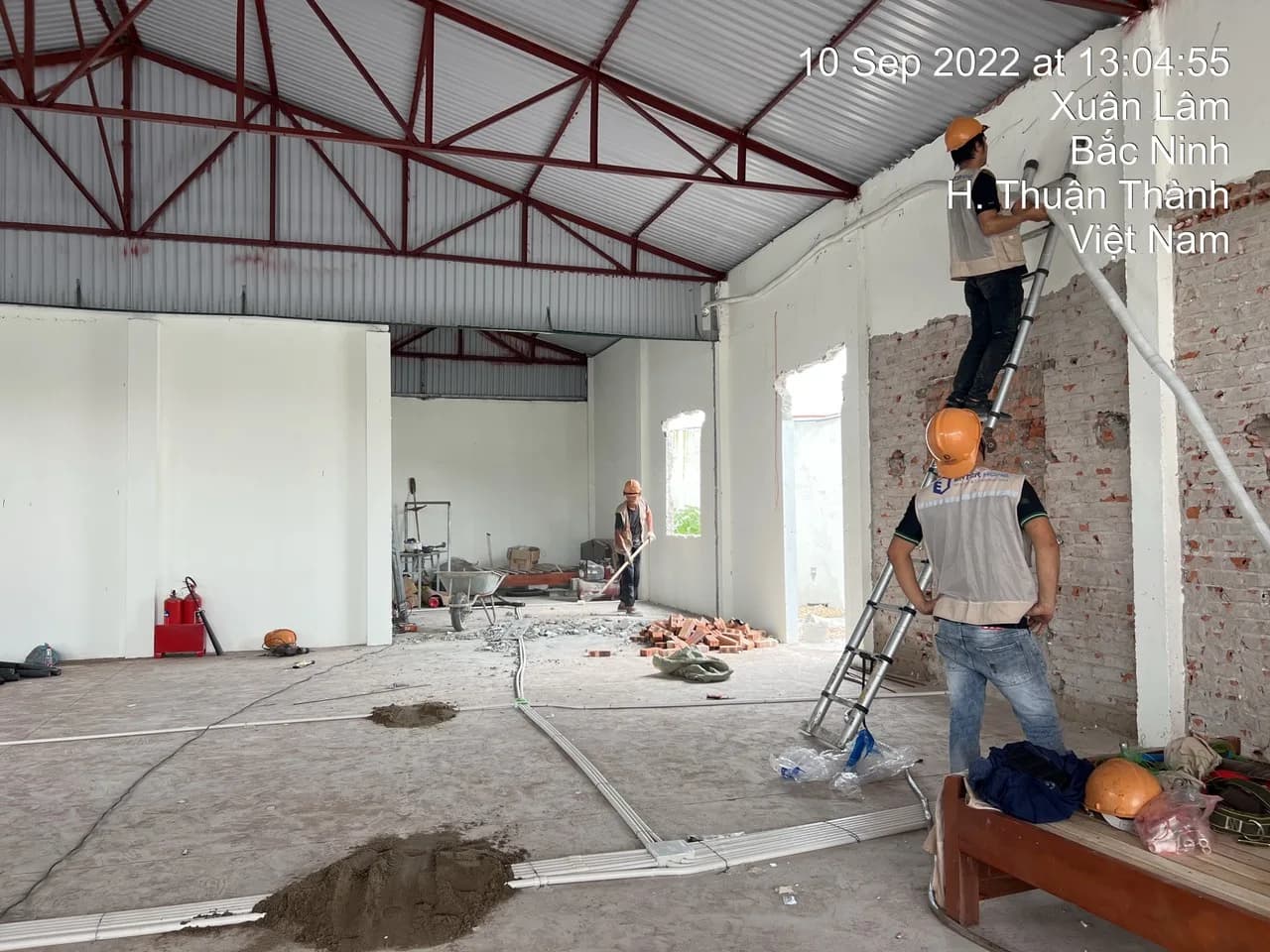 Cải tạo Văn phòng Cũ: Khi Nào Sửa Chữa Cục Bộ, Khi Nào Cần Fit-out Lại Toàn Bộ