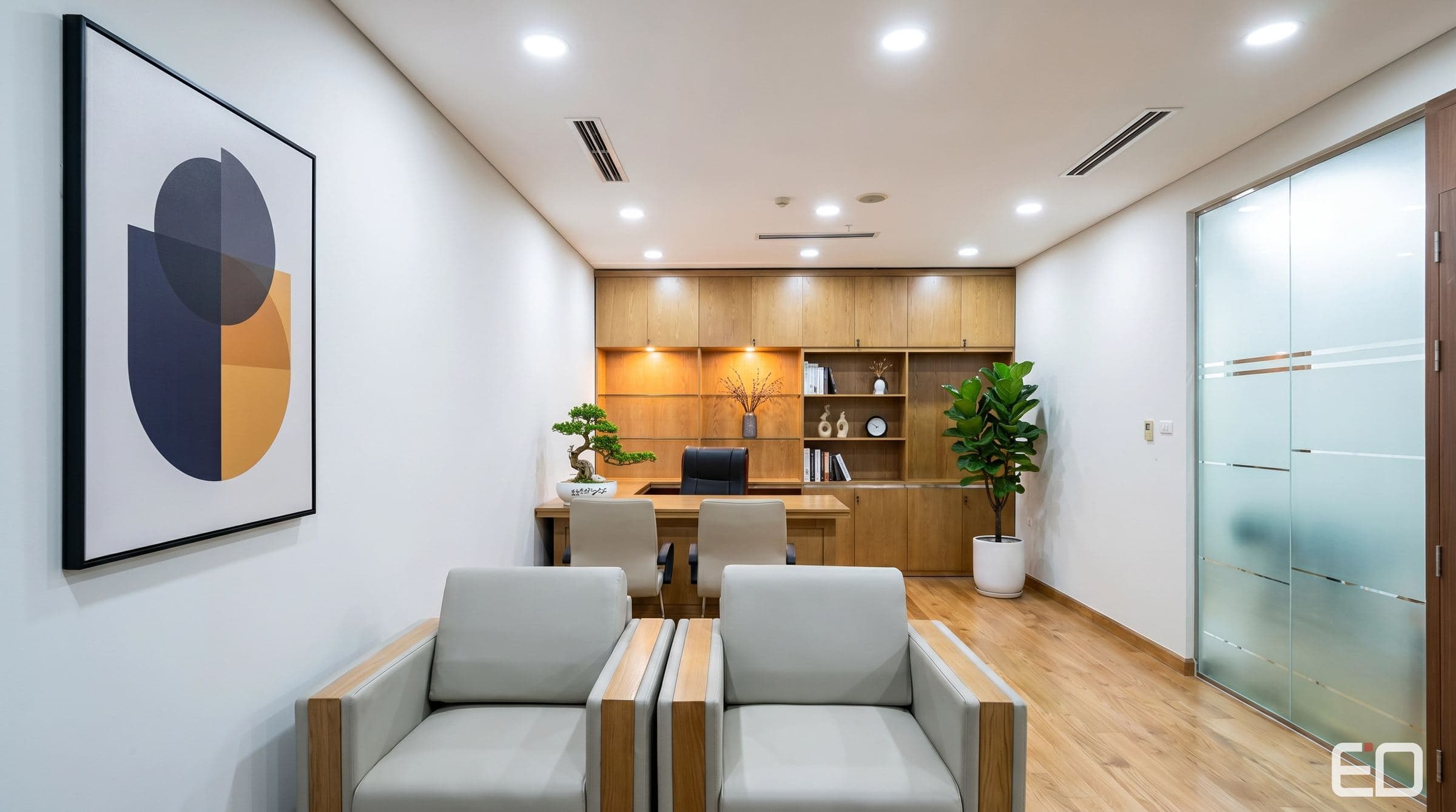 IVB Office 1